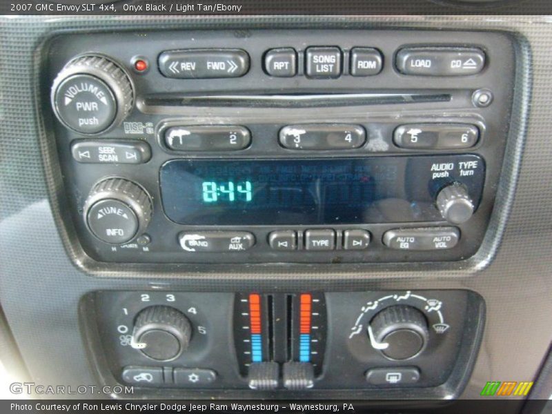 Onyx Black / Light Tan/Ebony 2007 GMC Envoy SLT 4x4