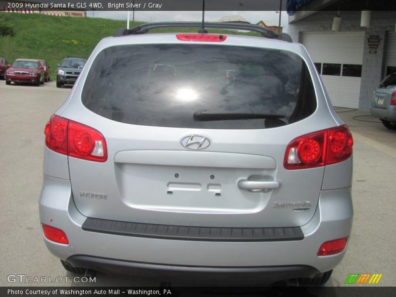 Bright Silver / Gray 2009 Hyundai Santa Fe GLS 4WD