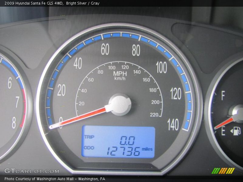 Bright Silver / Gray 2009 Hyundai Santa Fe GLS 4WD