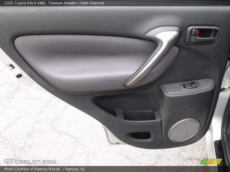 Titanium Metallic / Dark Charcoal 2005 Toyota RAV4 4WD