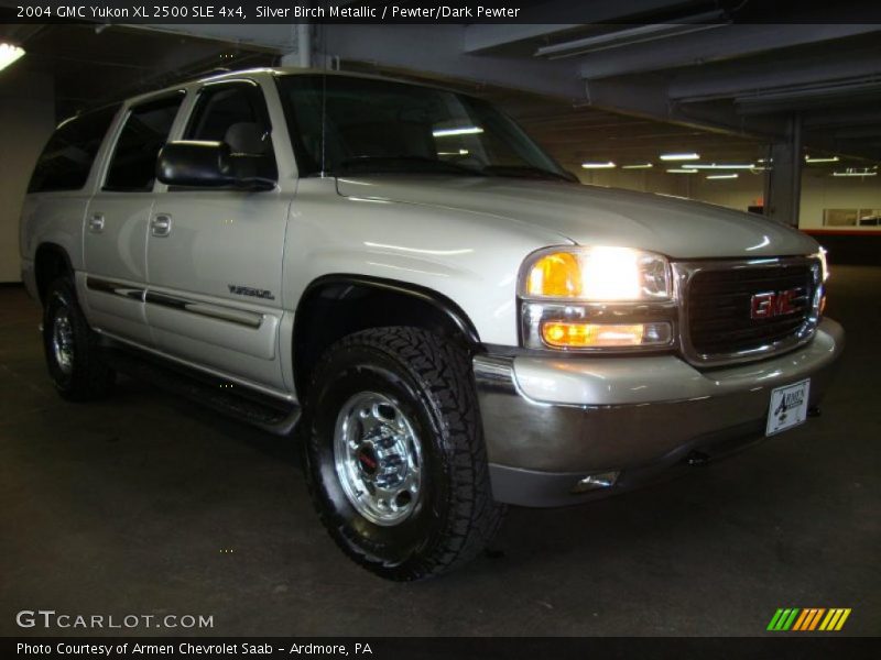 Silver Birch Metallic / Pewter/Dark Pewter 2004 GMC Yukon XL 2500 SLE 4x4