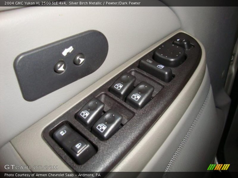 Silver Birch Metallic / Pewter/Dark Pewter 2004 GMC Yukon XL 2500 SLE 4x4