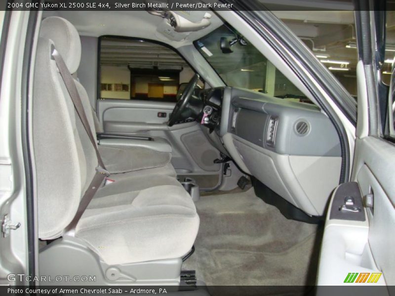 Silver Birch Metallic / Pewter/Dark Pewter 2004 GMC Yukon XL 2500 SLE 4x4