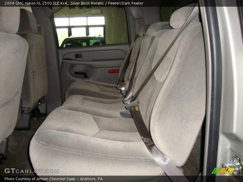 Silver Birch Metallic / Pewter/Dark Pewter 2004 GMC Yukon XL 2500 SLE 4x4