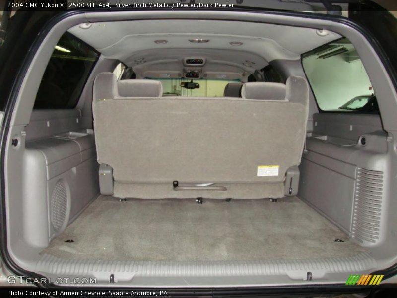 Silver Birch Metallic / Pewter/Dark Pewter 2004 GMC Yukon XL 2500 SLE 4x4