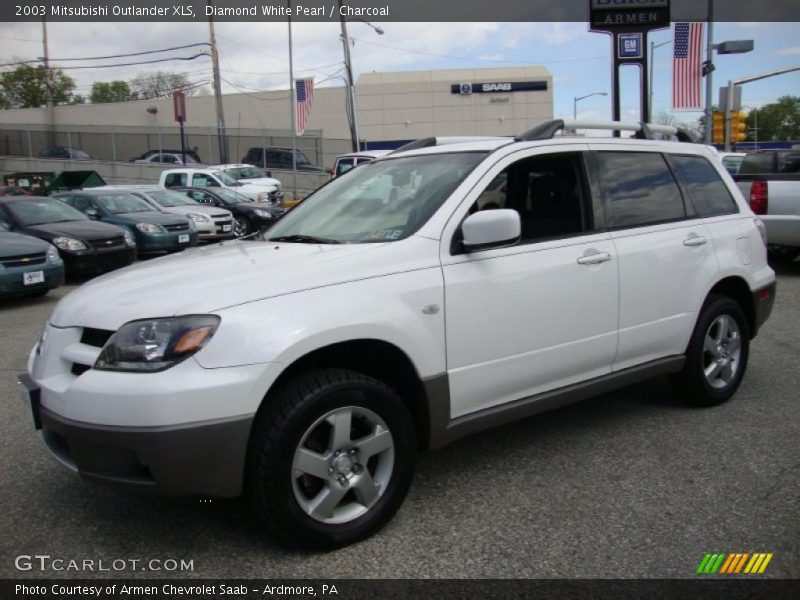Diamond White Pearl / Charcoal 2003 Mitsubishi Outlander XLS