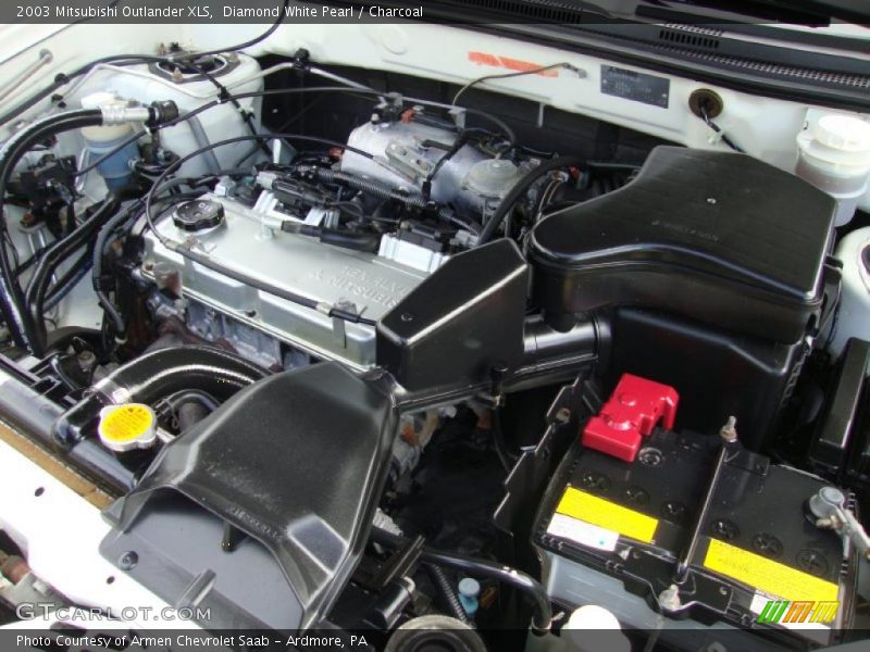 Diamond White Pearl / Charcoal 2003 Mitsubishi Outlander XLS