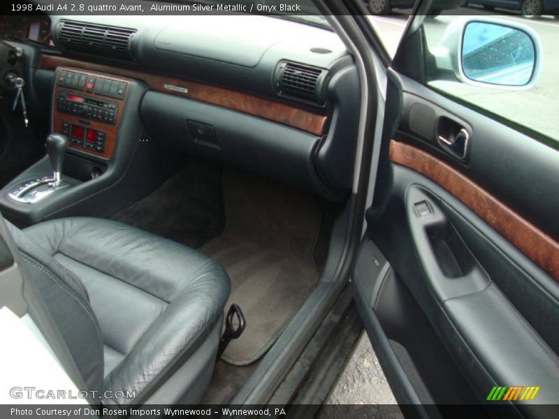 Aluminum Silver Metallic / Onyx Black 1998 Audi A4 2.8 quattro Avant