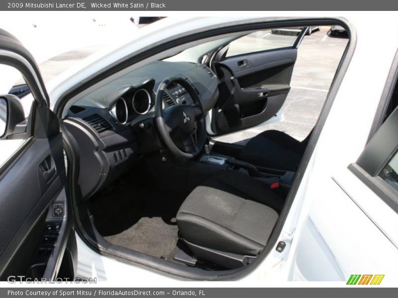 Wicked White Satin / Black 2009 Mitsubishi Lancer DE