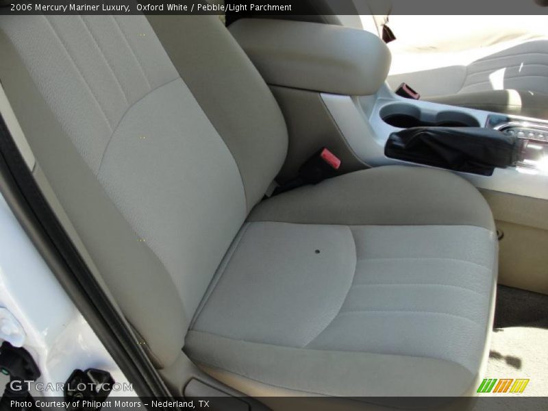 Oxford White / Pebble/Light Parchment 2006 Mercury Mariner Luxury