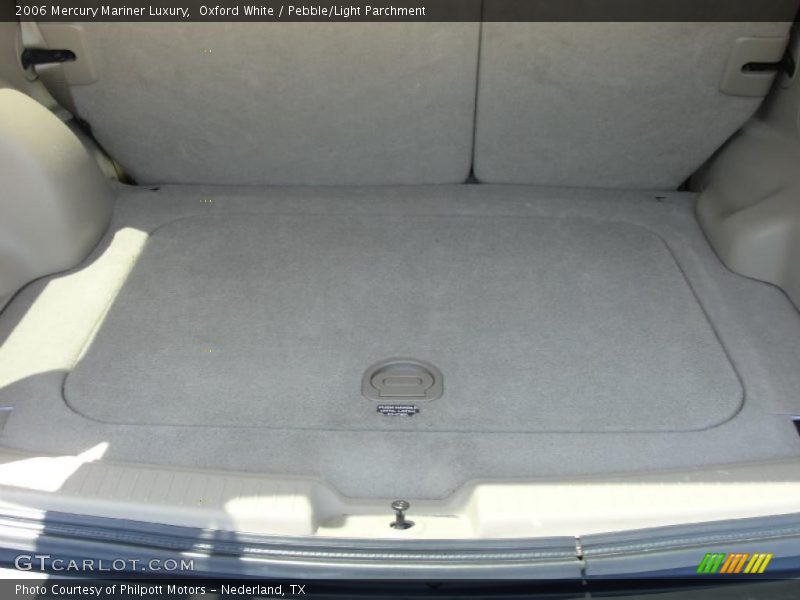 Oxford White / Pebble/Light Parchment 2006 Mercury Mariner Luxury