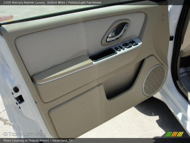 Oxford White / Pebble/Light Parchment 2006 Mercury Mariner Luxury