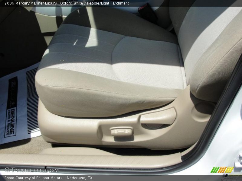 Oxford White / Pebble/Light Parchment 2006 Mercury Mariner Luxury