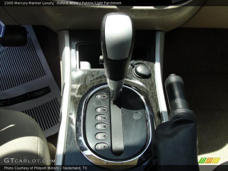 Oxford White / Pebble/Light Parchment 2006 Mercury Mariner Luxury