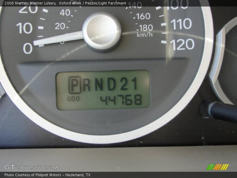 Oxford White / Pebble/Light Parchment 2006 Mercury Mariner Luxury