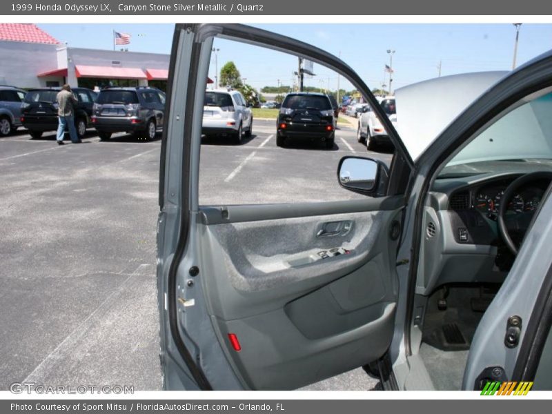 Canyon Stone Silver Metallic / Quartz 1999 Honda Odyssey LX