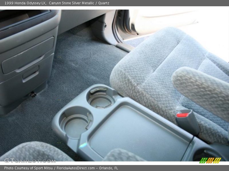 Canyon Stone Silver Metallic / Quartz 1999 Honda Odyssey LX