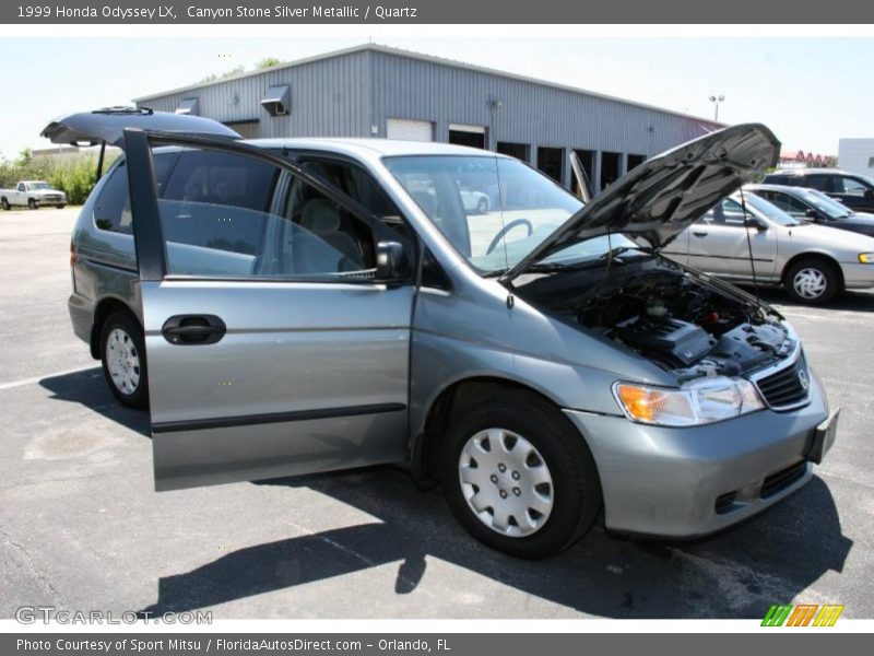 Canyon Stone Silver Metallic / Quartz 1999 Honda Odyssey LX