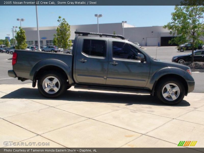 Storm Gray Metallic / Steel 2005 Nissan Frontier LE Crew Cab