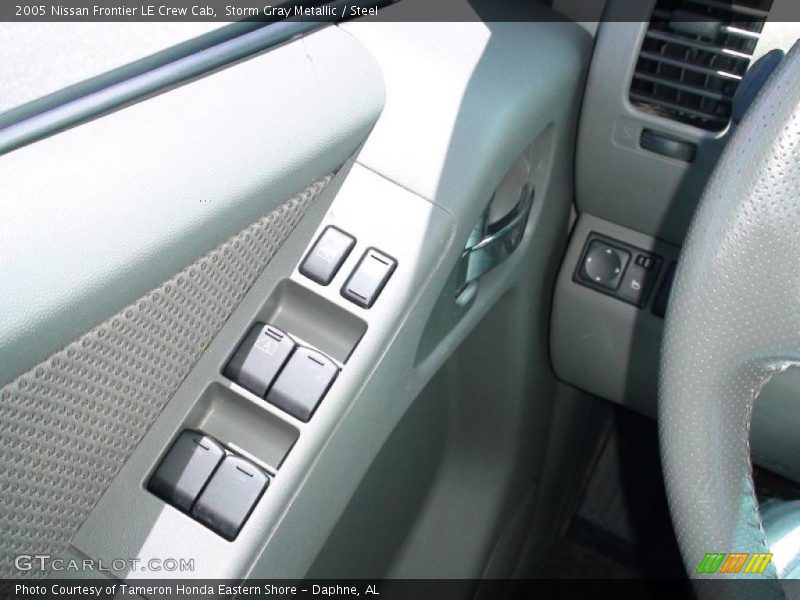 Storm Gray Metallic / Steel 2005 Nissan Frontier LE Crew Cab