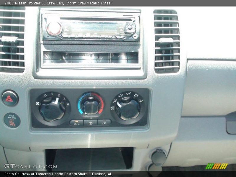 Storm Gray Metallic / Steel 2005 Nissan Frontier LE Crew Cab