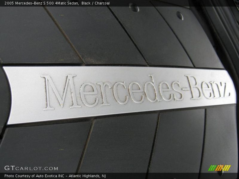 Black / Charcoal 2005 Mercedes-Benz S 500 4Matic Sedan