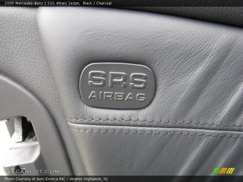 Black / Charcoal 2005 Mercedes-Benz S 500 4Matic Sedan