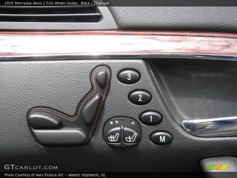Black / Charcoal 2005 Mercedes-Benz S 500 4Matic Sedan