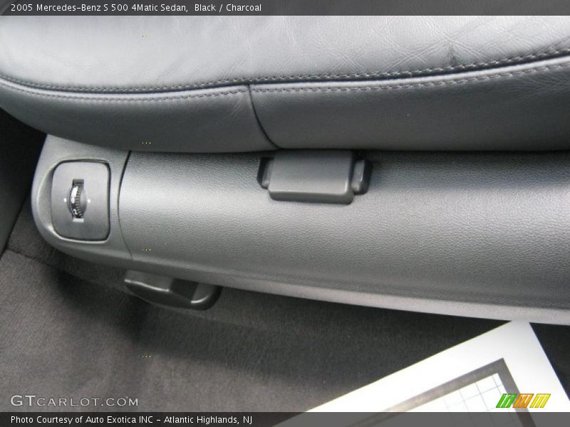 Black / Charcoal 2005 Mercedes-Benz S 500 4Matic Sedan