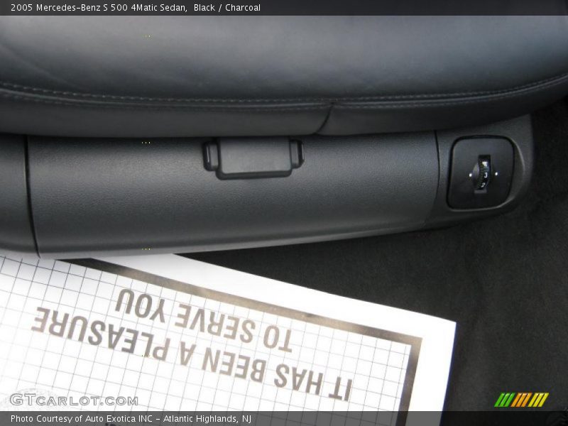 Black / Charcoal 2005 Mercedes-Benz S 500 4Matic Sedan