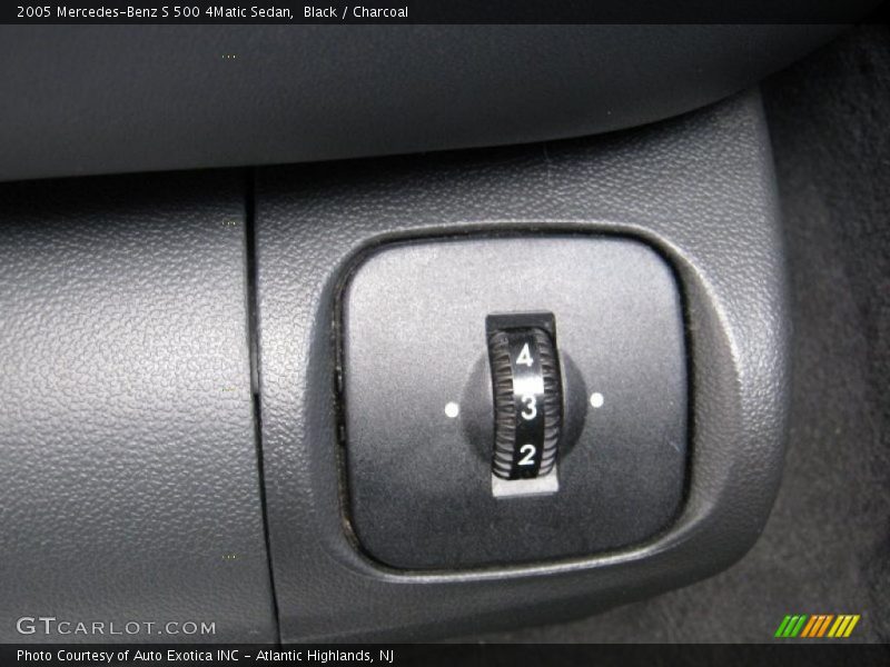 Black / Charcoal 2005 Mercedes-Benz S 500 4Matic Sedan