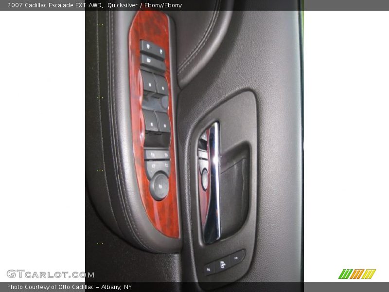 Quicksilver / Ebony/Ebony 2007 Cadillac Escalade EXT AWD