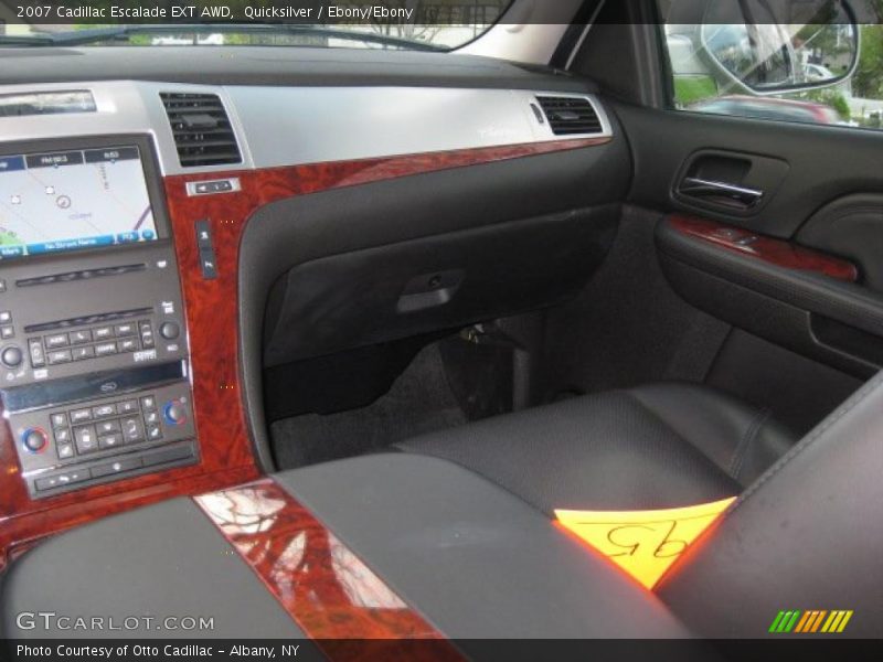 Quicksilver / Ebony/Ebony 2007 Cadillac Escalade EXT AWD