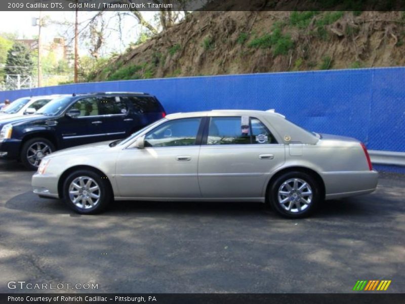 Gold Mist / Titanium/Dark Titanium 2009 Cadillac DTS