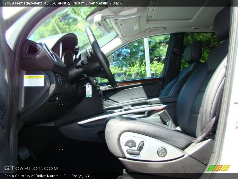 Iridium Silver Metallic / Black 2009 Mercedes-Benz ML 550 4Matic