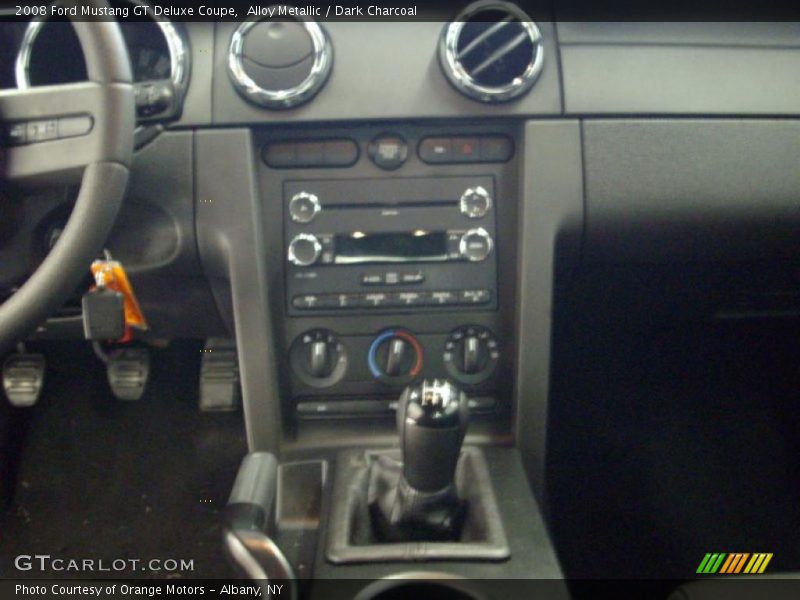 Alloy Metallic / Dark Charcoal 2008 Ford Mustang GT Deluxe Coupe
