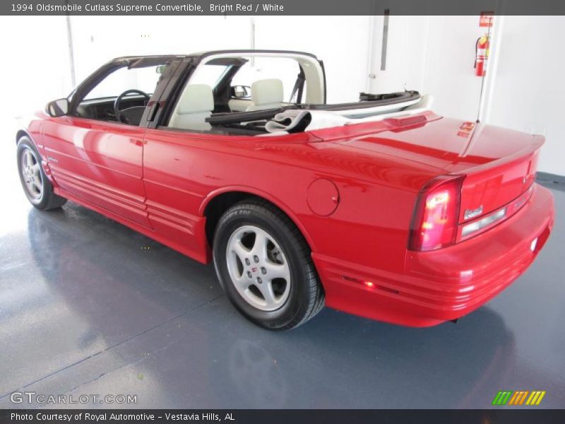 Bright Red / White 1994 Oldsmobile Cutlass Supreme Convertible