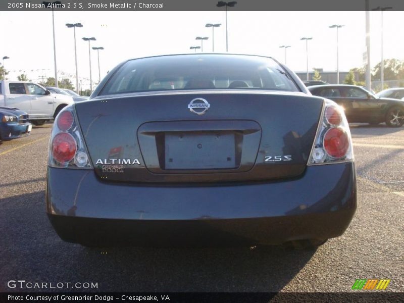 Smoke Metallic / Charcoal 2005 Nissan Altima 2.5 S