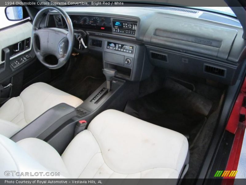 Bright Red / White 1994 Oldsmobile Cutlass Supreme Convertible