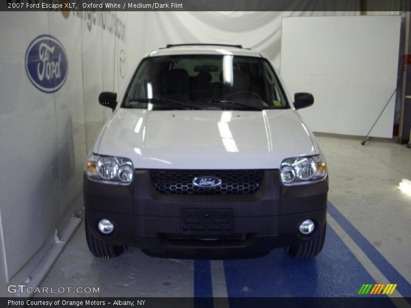 Oxford White / Medium/Dark Flint 2007 Ford Escape XLT