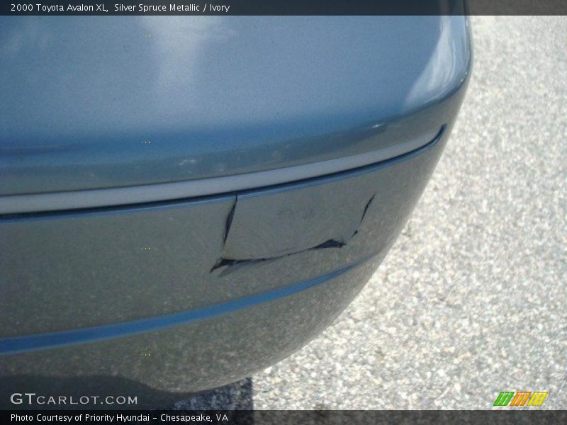 Silver Spruce Metallic / Ivory 2000 Toyota Avalon XL