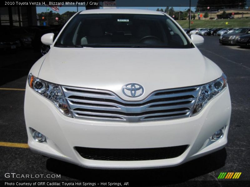 Blizzard White Pearl / Gray 2010 Toyota Venza I4