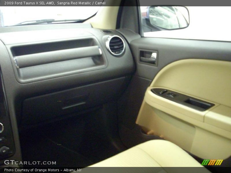Sangria Red Metallic / Camel 2009 Ford Taurus X SEL AWD