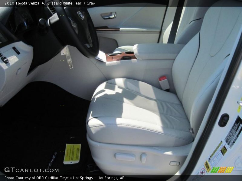 Blizzard White Pearl / Gray 2010 Toyota Venza I4
