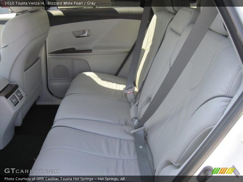 Blizzard White Pearl / Gray 2010 Toyota Venza I4