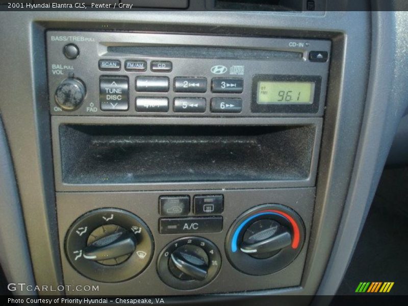 Pewter / Gray 2001 Hyundai Elantra GLS