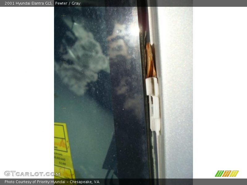 Pewter / Gray 2001 Hyundai Elantra GLS