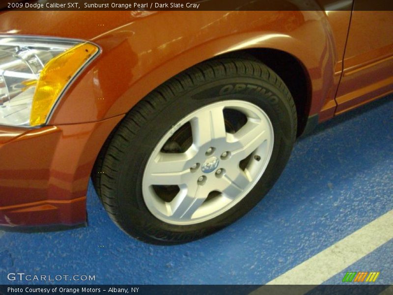 Sunburst Orange Pearl / Dark Slate Gray 2009 Dodge Caliber SXT