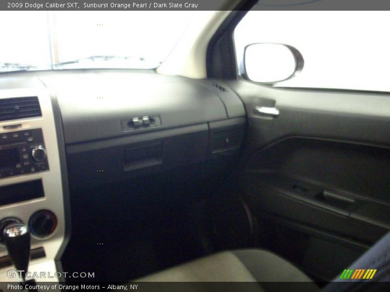 Sunburst Orange Pearl / Dark Slate Gray 2009 Dodge Caliber SXT