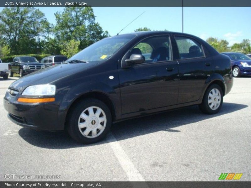 Black / Gray 2005 Chevrolet Aveo LT Sedan